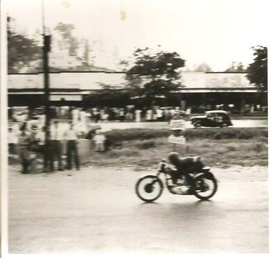 Keywords: John Lewis;Les Drodge;RAF Changi;1950s