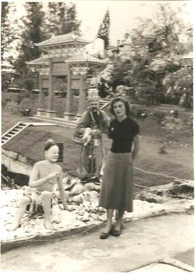 Keywords: John Lewis;Les Drodge;RAF Changi;1950s