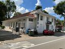 Tanglin-Dempsey_024_28Custom29.JPG
